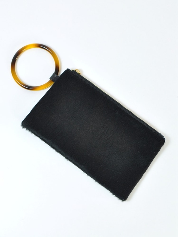 Cartera de mano piel potro con Aro Carey NEGRO