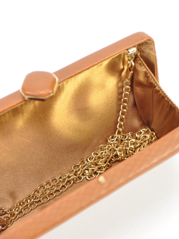 Clutch de mano fiesta elegante detalle