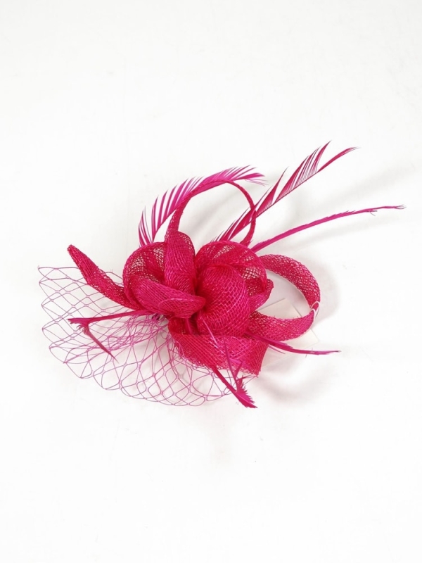 Tocado broche con red y plumas FUCSIA