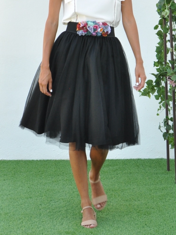 Falda midi tul con capas NEGRO