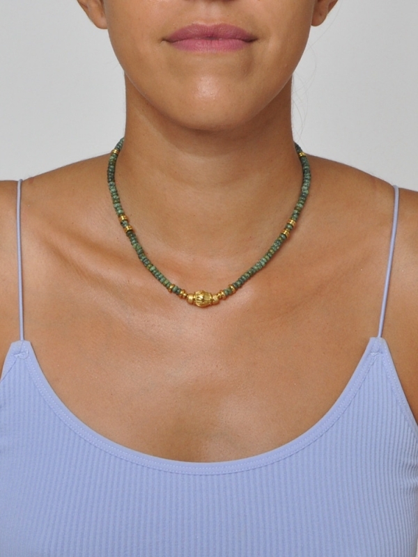 Collar acero inoxidable piedras naturales verdes