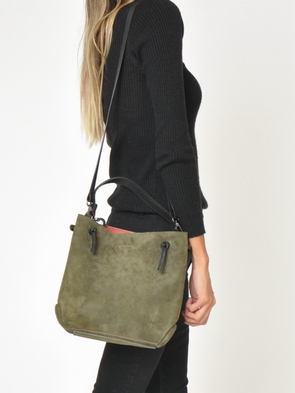 Bolso de mano piel serraje VERDE OSCURO EN CUERPO