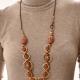 Collar largo cuero con madera