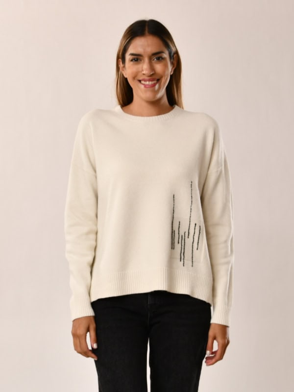 Jersey de mujer con bordado discreto y tacto suave CREMA