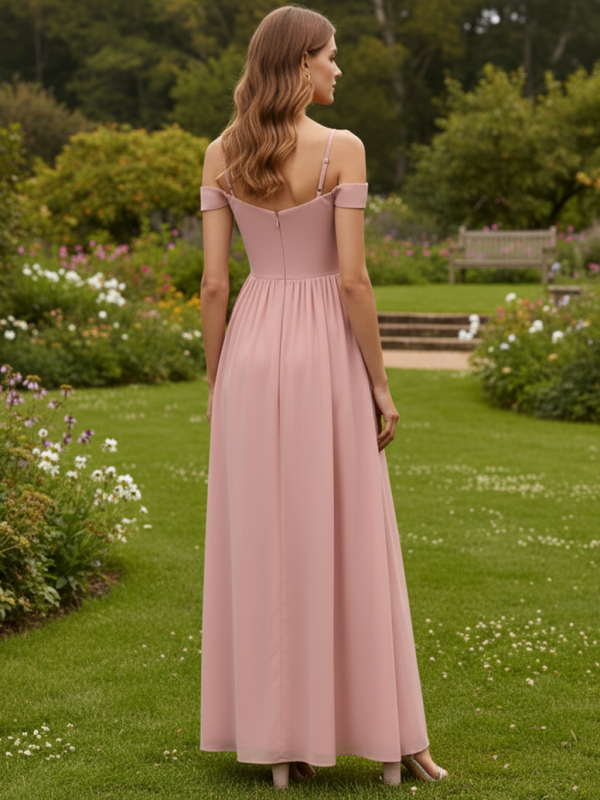 Vestido de fiesta largo con hombros descubiertos rosa palo ESPALDA