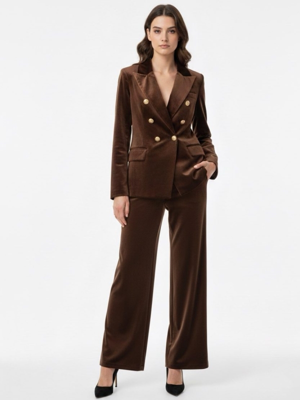 Conjunto Blazer y pantalón terciopelo café