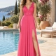Vestido largo cuello V con abertura Gisela fucsia